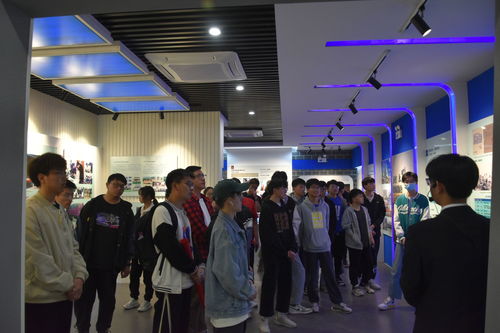 电信学院第十六期青马工程培训实践第一课 知红色校史,做淮工好青年