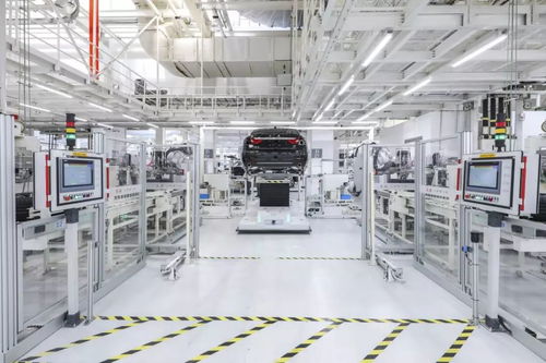 当红不让 实地探访红旗工厂 尽享民族工业品牌典范